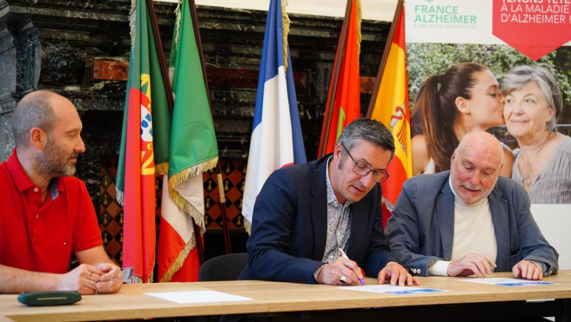 Frontignan town hall has signed the "Alzheimer&#39;s-friendly town" charter