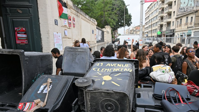 Students block the entrance to Clemenceau high school in Montpellier in support of the Palestinians