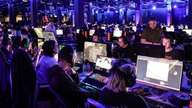 The IOC announces the creation of the “Esports Olympic Games”, the world of gaming is eating away at its market share