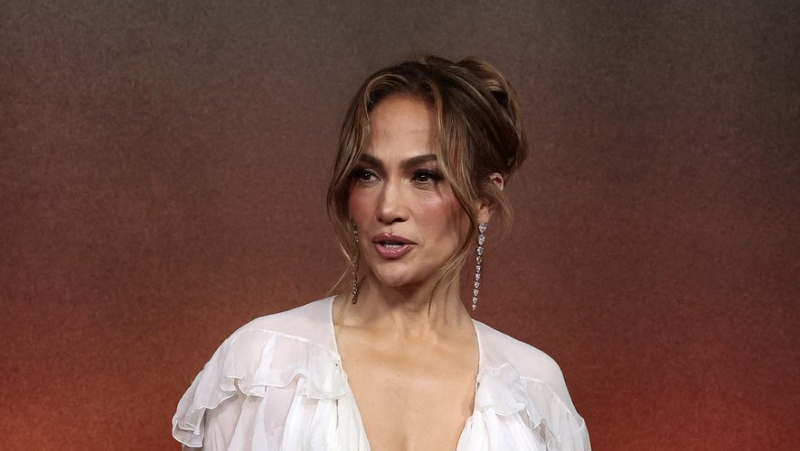 "Diva, "désagréable", pas de "contact visuel avec ses employés" : le comportement de Jennifer Lopez étrillé par une journaliste