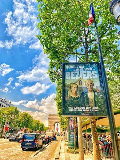 The promotional poster campaign for Béziers in Paris is causing a stir!