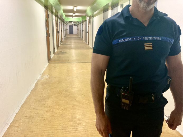 REPORTAGE. Visite surprise à la prison de Villeneuve-lès-Maguelone : "Ni angélisme ni naïveté", voilà ce qui se passe derrière les barreaux