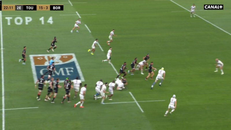 VIDEO. Top 14 final: inside throw behind a maul and incredible number from Dupont... Toulouse scored a magnificent try at UBB