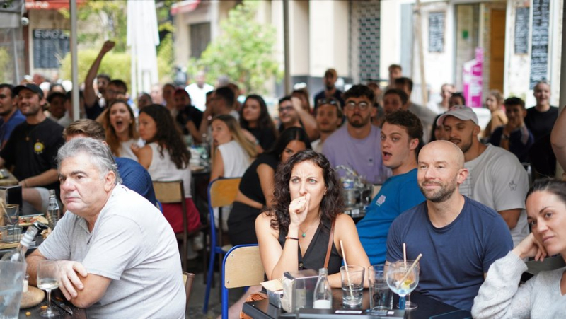 À Montpellier, les supporters de l’équipe de France entre déception et attente après la rencontre face à la Pologne