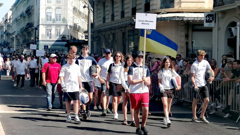 Sports associations, obliged by the Paris 2024 Olympic Games, opened the July 14 parade in Béziers