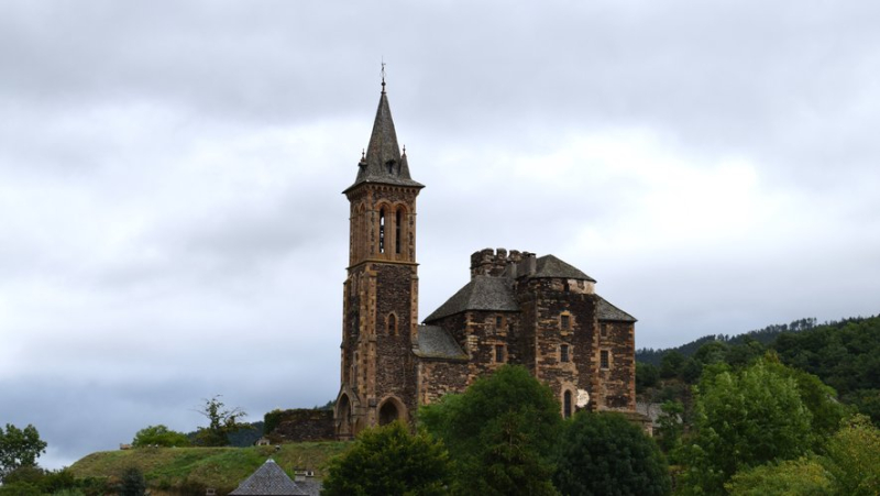 In brief in Lozère: a guided tour to Bédouès, the tales and legends of Mende and local products in Chanac