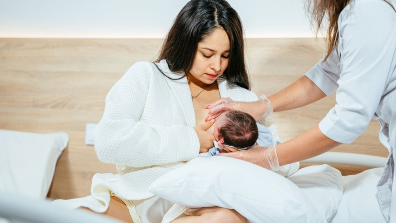 More than 75% of children are: young French mothers breastfeed longer and in greater numbers