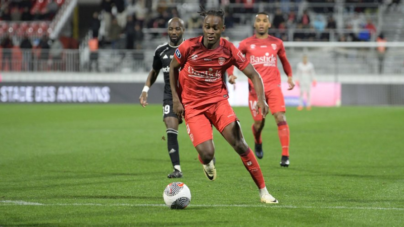 Nîmes Olympique: Mbina to Eastern Europe, his replacement already found, Badu on trial, Doukansy on the return, the latest news on the crocodile transfer window