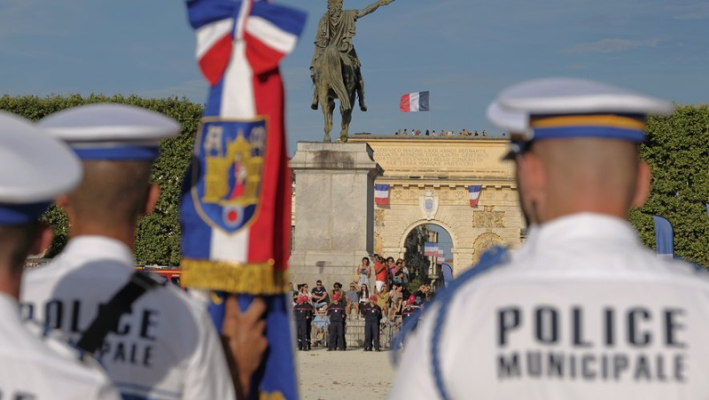 IN IMAGES, IN PICTURES. Relive the traditional taking of arms at Peyrou which opened the July 14 festivities in Montpellier