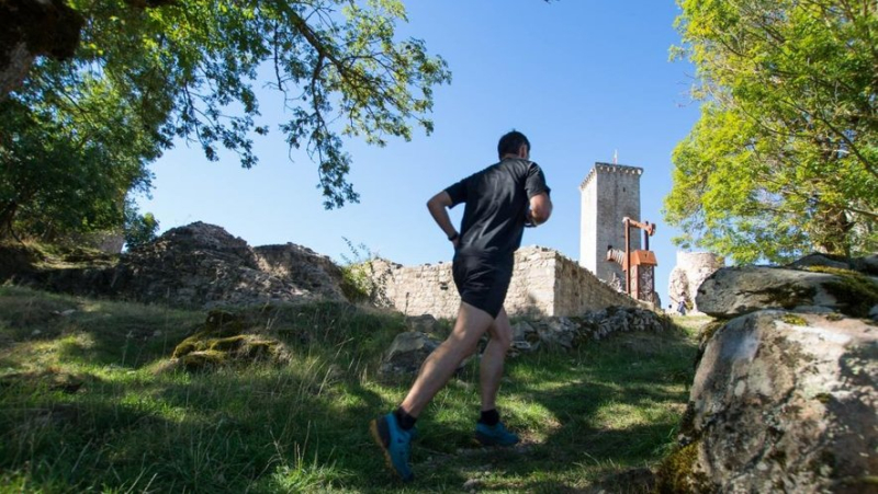 In brief in Lozère: the sports morning, the yoga session in Pourcharesses, the watercolor drawing class