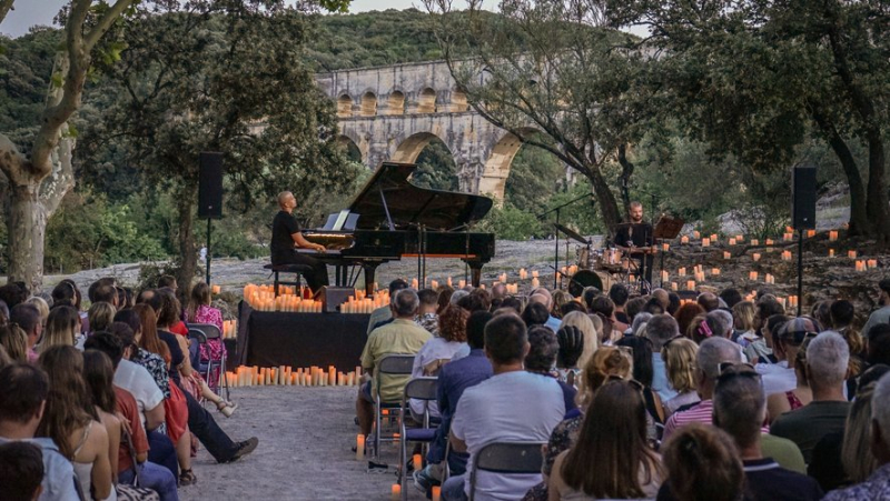 Concert Candlelight, spectacle son et lumière... : une soirée d’été au Pont du Gard entre bougies et magie