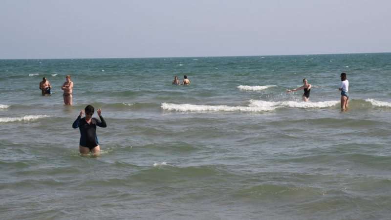 At Grau-du-Roi, swimming is once again authorized on the South beach of Port-Camargue