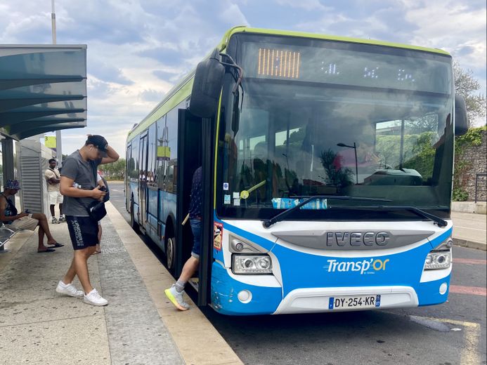 Tram, bus, bike: what solutions to reach the beach without a car from Montpellier ?