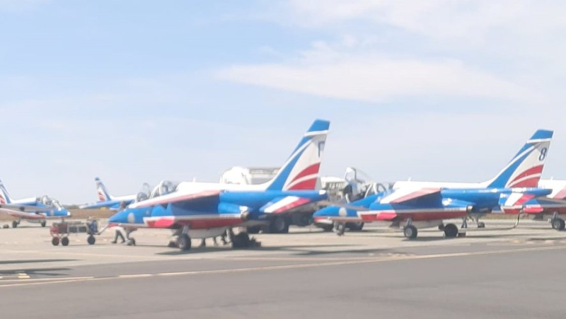 Cap d&#39;Agde: the Patrouille de France has just landed at Béziers - Cap d&#39;Agde airport