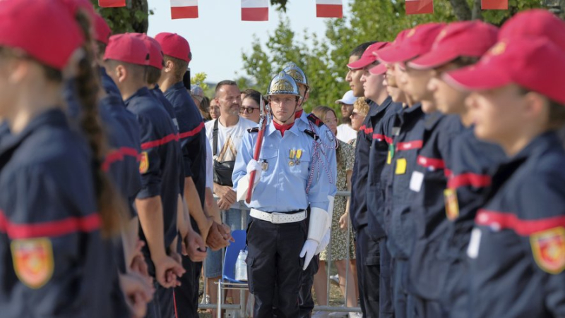 IN IMAGES, IN PICTURES. Relive the traditional taking of arms at Peyrou which opened the July 14 festivities in Montpellier