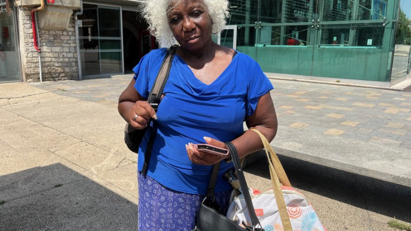 South-East TGV traffic interrupted: at Nîmes station, holidaymakers try to keep smiling