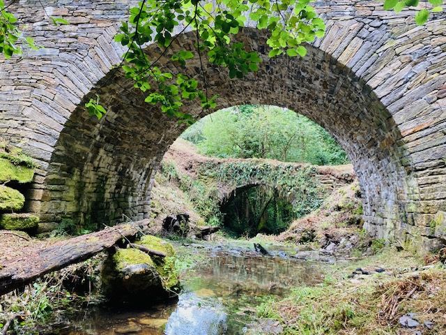 The Chaldecoste bridge, an example of dry stone construction made from schist from local quarries