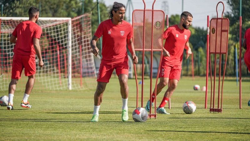 Nîmes Olympique: “If my team works well, it can be a surprise,” assures coach Adil Hermach