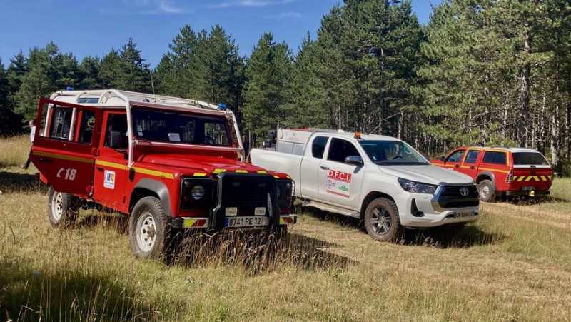 Forest fire risk prevention on the Causse Noir with the Aveyron prefect and the Millau firefighters