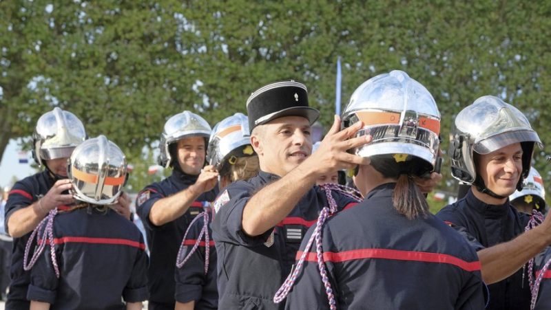 IN IMAGES, IN PICTURES. Relive the traditional taking of arms at Peyrou which opened the July 14 festivities in Montpellier