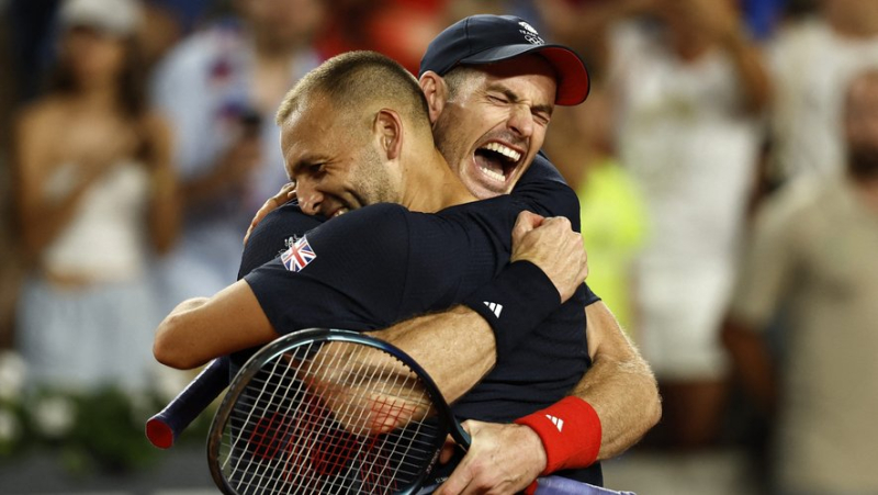 VIDEO. Paris 2024 Olympics: Double Olympic champion Andy Murray in tears after qualifying for the quarter-finals of the doubles