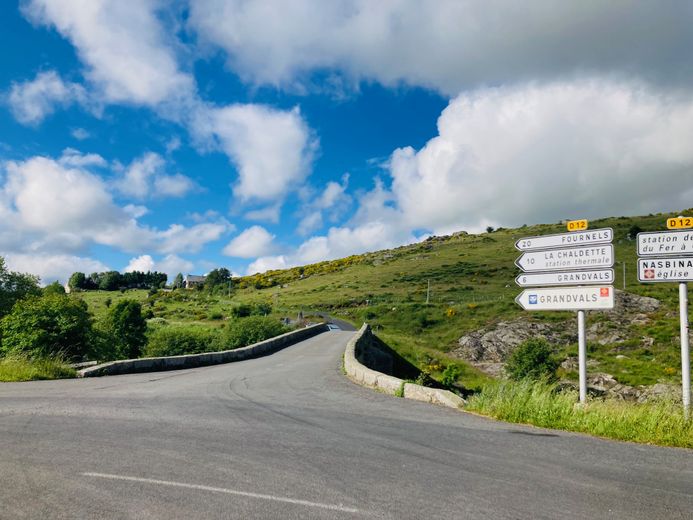 A collective and local authorities stand up against the establishment of a quarry in Aubrac