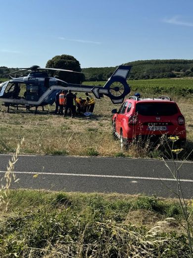 Three injured, two firefighters, in a collision between a forest patrol vehicle and a car near Montpellier