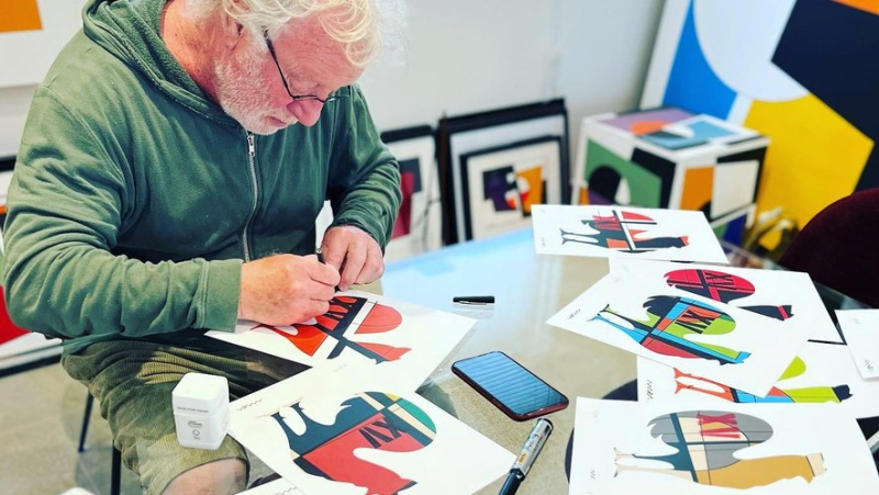 Cap d'Agde : l'ancien rugbyman Jean-Pierre Rives va exposer ses tableaux au palais des Congrès