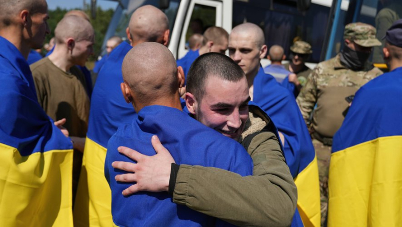 War in Ukraine: prisoner exchange, Orthodox Church linked to Moscow banned, German support... an update on the situation