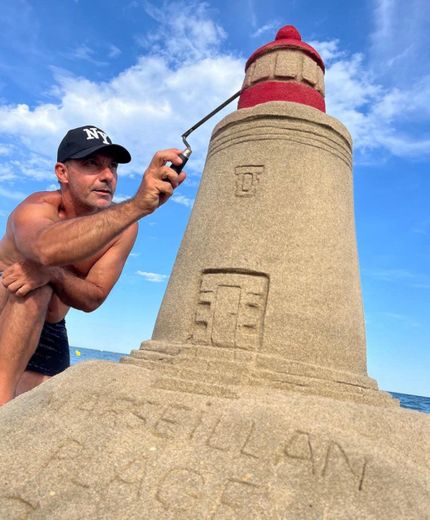 À Marseillan, un concours de château de sable pour "être mieux dans sa peau"