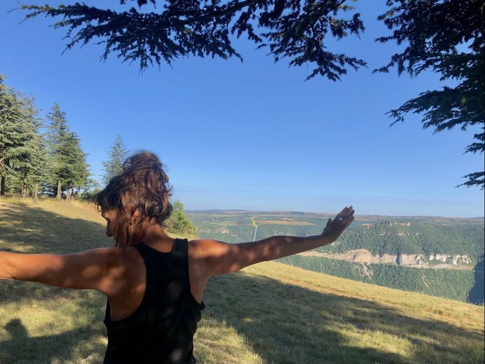 "A practice essential to my well-being": resumption of Sunset yoga sessions on the heights of Millau