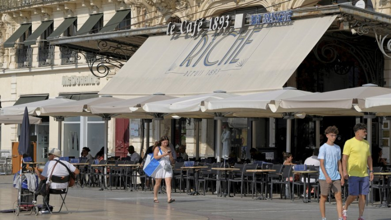 Montpellier institution of the Comédie, the Café Riche about to be sold