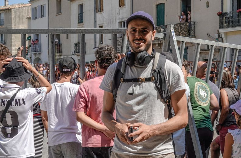 “Sometimes, the bulls manage to lift the barriers”: at the Lavérune festival, tourists and locals at the encierro meeting