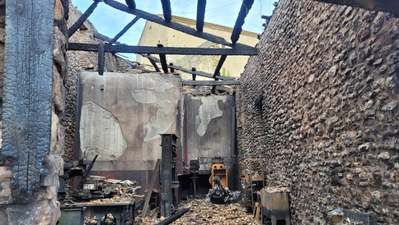 To put out the fire in an agricultural shed in Laudun, firefighters fought for six hours and prevented the flames from spreading to neighbouring buildings.