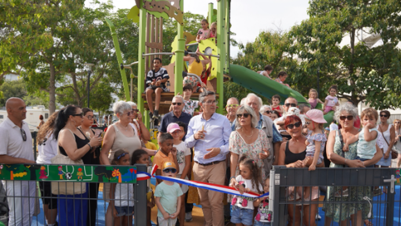 La nouvelle aire de jeux pour enfants a été inaugurée dans le quartier de La Peyrade à Frontignan