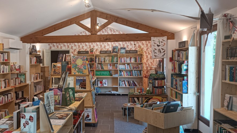 Qu’il fait bon lire à "L’Arbre à palabres", la nouvelle librairie-café de Colombières-sur-Orb