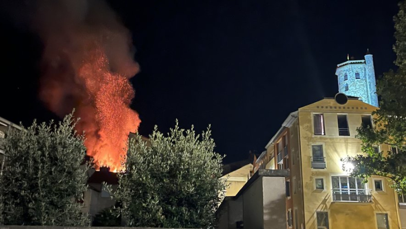 Building ravaged by fire in downtown Millau, 23 people evacuated