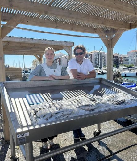 With Mickaël Catalano, fresh fish every day on the port