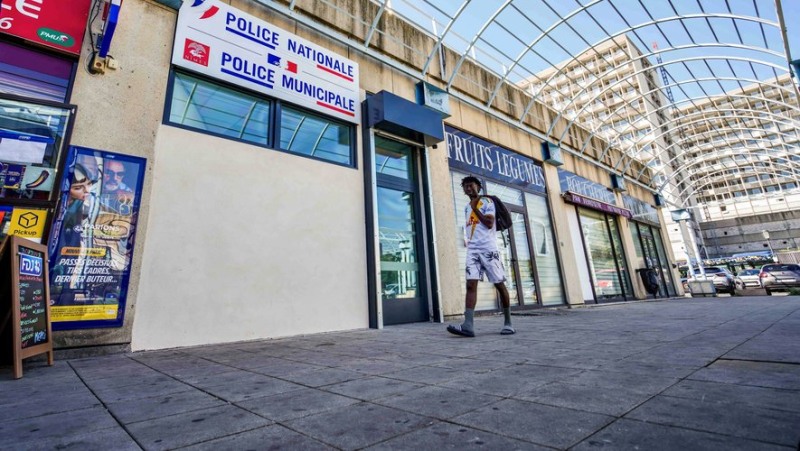 Au quartier de Nîmes Pissevin, le poste de police à peine ouvert et des commerces touchés par un incendie