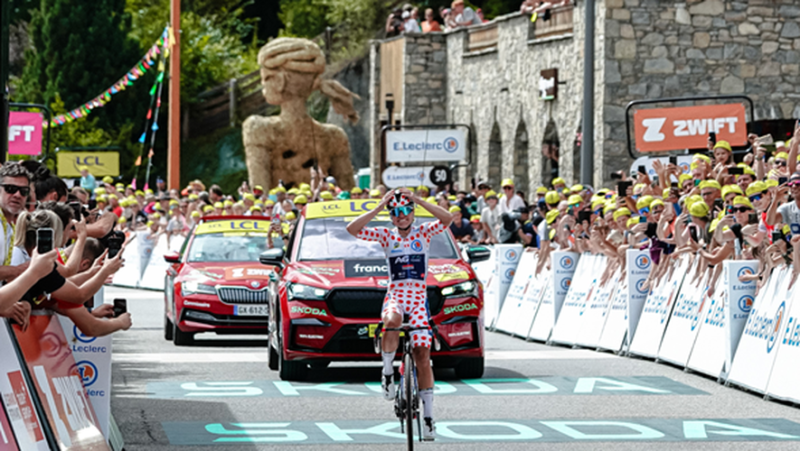 Women&#39;s Tour de France: Belgian Justine Ghekiere wins stage 7 before the big fight and final finish tomorrow at Alpe d&#39;Huez