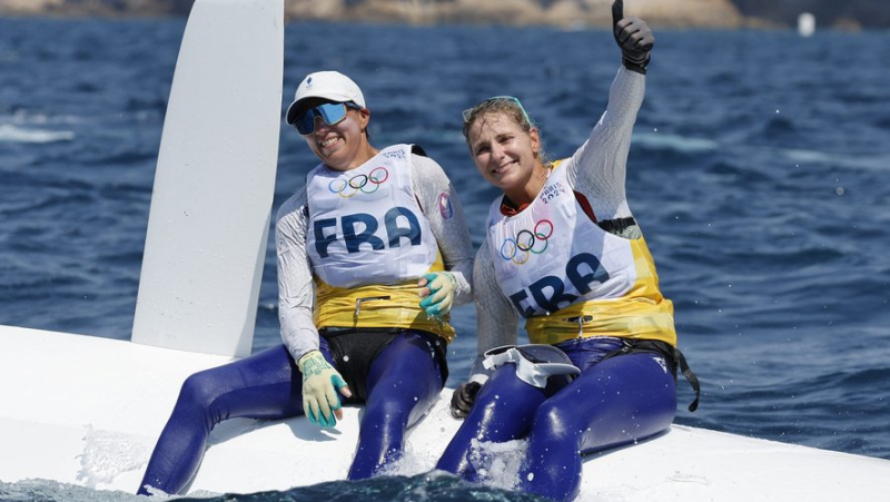 "They both got down on one knee," Picon and Steyaert proposed moments after their bronze medal at the Olympics