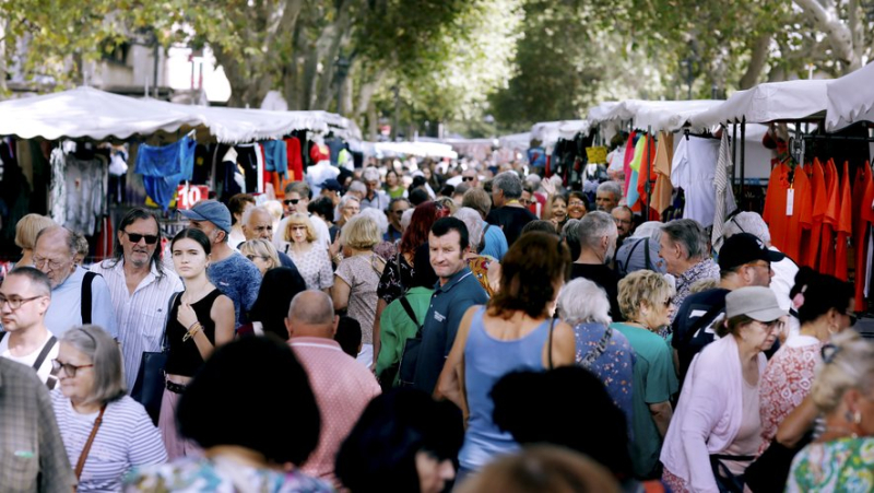 During a fair of yesteryear, shopping is easy