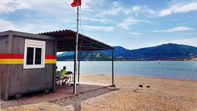 Cyanobacteria in Lake Salagou: swimming is still strongly discouraged and even prohibited in certain areas