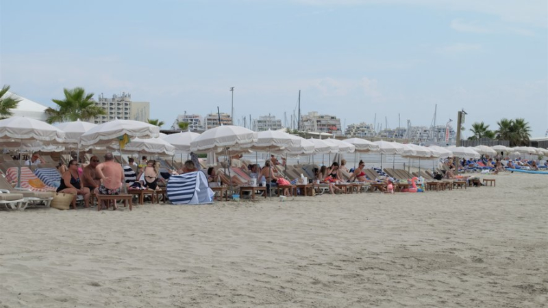 "Everyone wants to come back to the Grand Travers!": in La Grande-Motte, the displaced straw huts are taking a hit