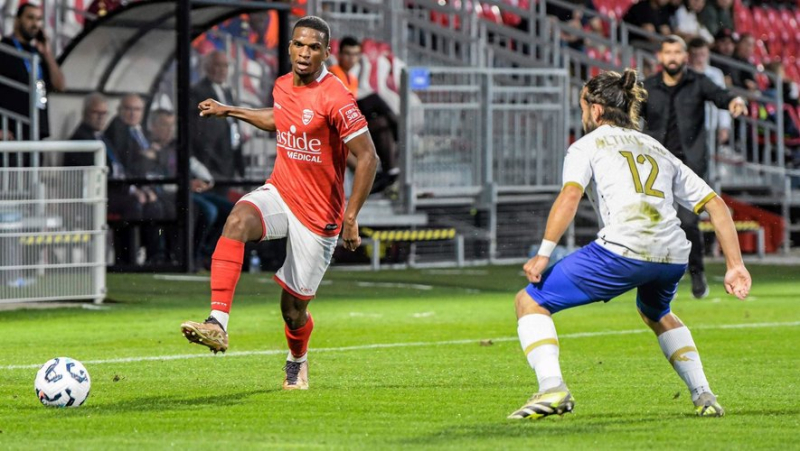 Nîmes Olympique: Ronny Labonne on the road again