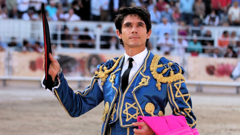 Arles Fair: Legendary Enrique Ponce&#39;s Successful Farewell in Triumph with Castella