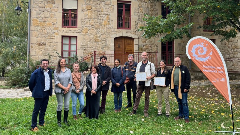 The Park Trophy awarded to the Citizens’ Committee of the High Cévennes Valleys for its Car-Free Week