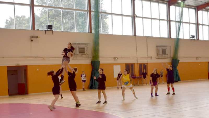 The French women&#39;s rugby union team of the national gendarmerie against the MHR this Thursday, October 17