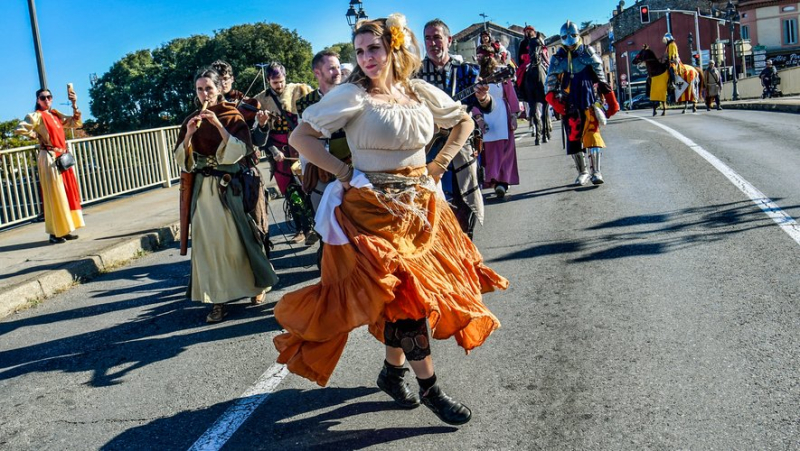 “It’s moving to see happy people…”: a colorful stroll takes the people of Alès back to the Middle Ages