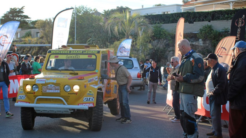 "On revit la vraie époque du Paris-Dakar" : des voitures et motos de légende ont fait revivre le mythique rallye à Sète